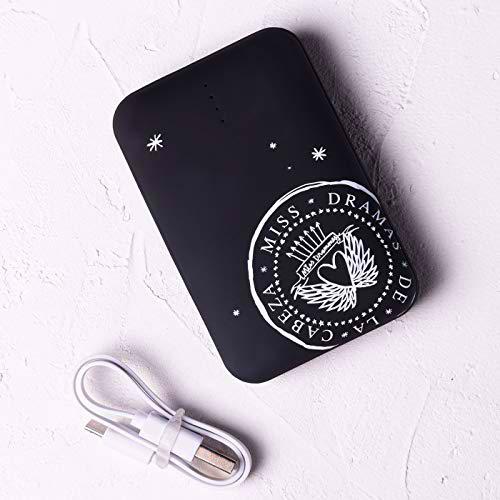 Lucía Be Powerbank de 10.000 mAh de Color Negro con diseño Miss Dramones y Acabado Rubber Touch; Capacidad de 3 a 5 Cargas y 2 Puertos USB
